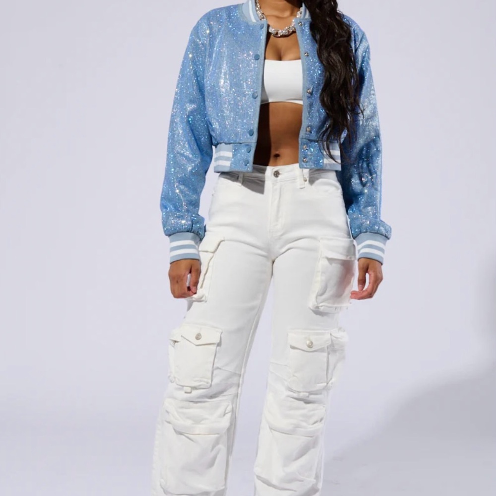 💎SOLD💎
AKIRA Blue Sequin Jacket - Picture 1 of 7